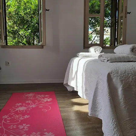 Charming Old Town House & Peaceful Patio Holiday home *